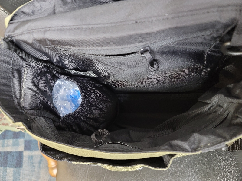 넉넉한 용량과 편안함을 제공하는 제품