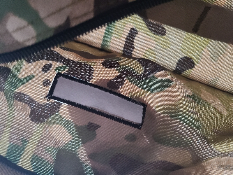 파우치상태 엉망입니다