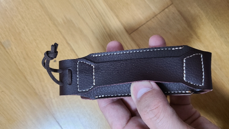 작고 휴대성 좋은 주머니 칼  강추