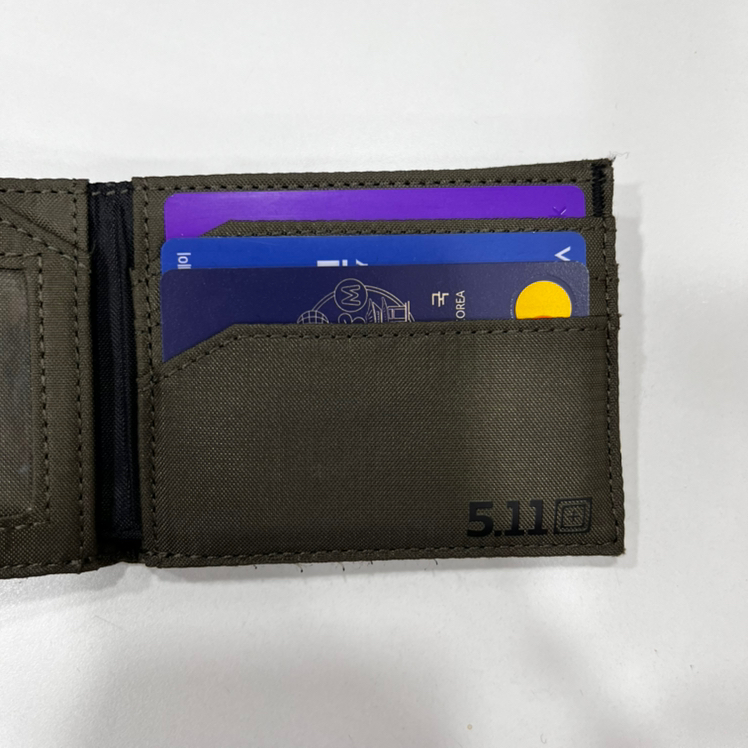 가볍고 무난한 이쁜 지갑