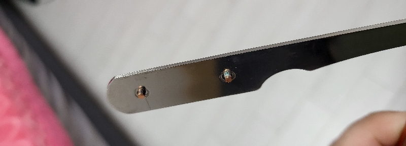 상품자체는 크겐 문제없습니다.