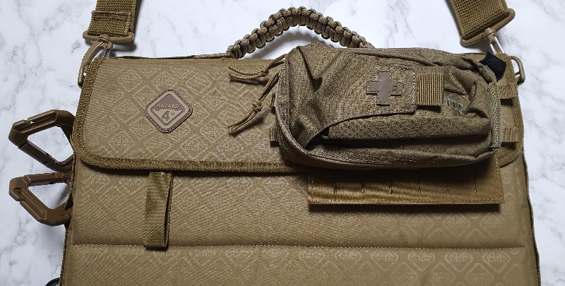 안팎으로 쓰기 좋은 물건