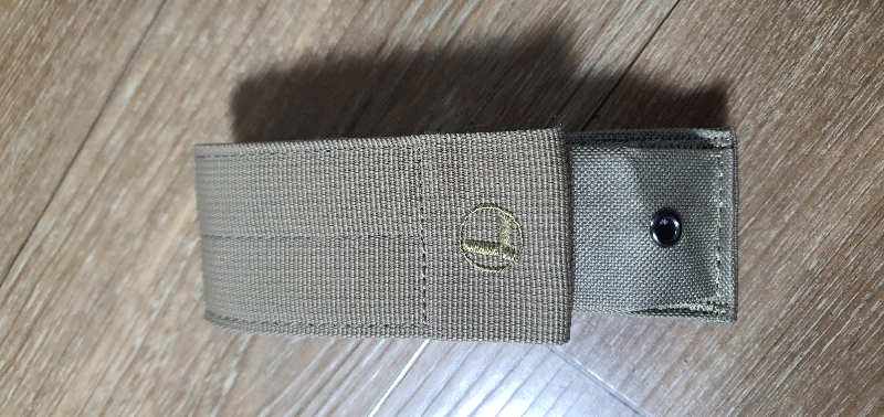 색감 차이가 많이 나네요.