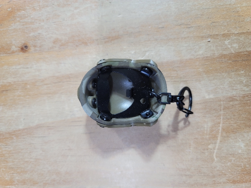 헬멧 보틀 오프너 잘 받았습니다.