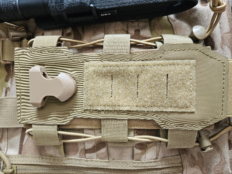 물통을 편안히 수납가능합니다