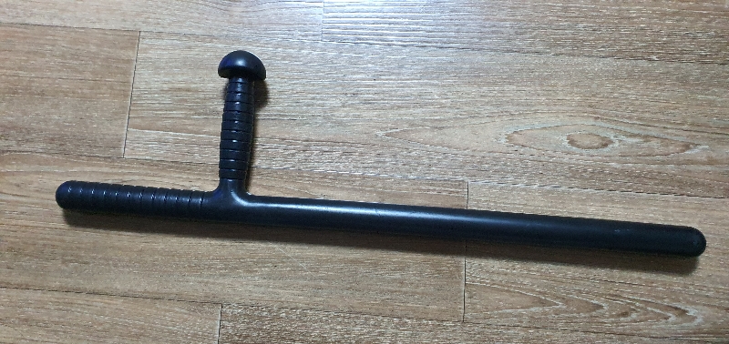 가늘고 가볍습니다.