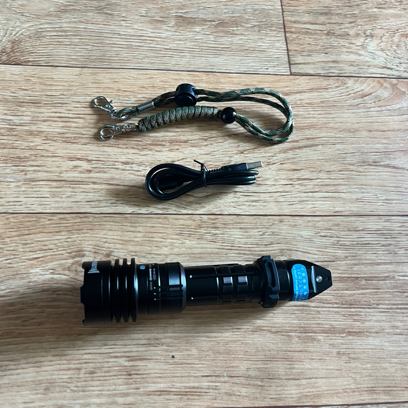 밝고 스위치 조작이 좋아요