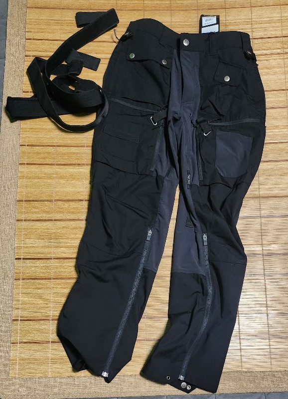 활용성이 좋은바지