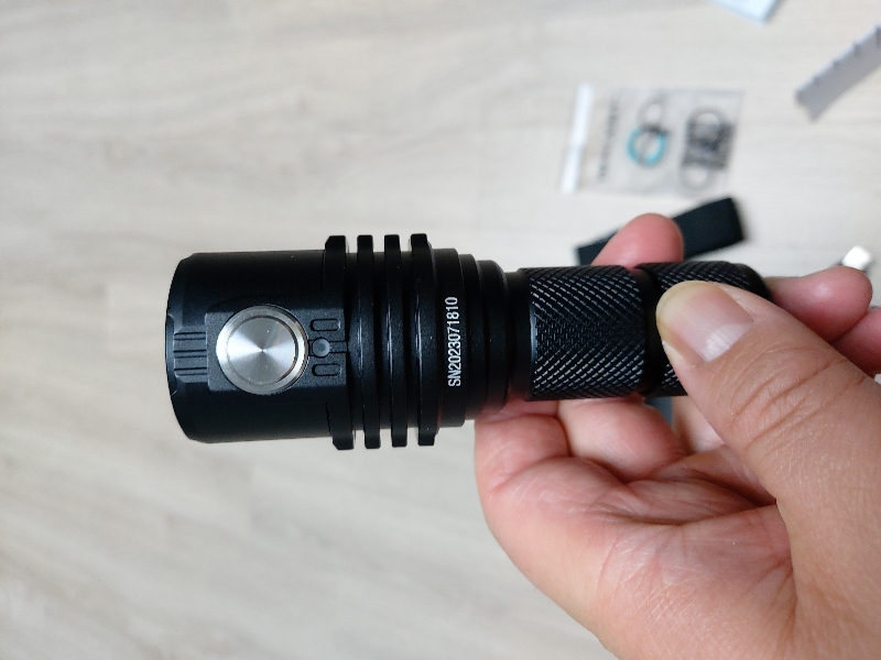 작지만 강력하네요