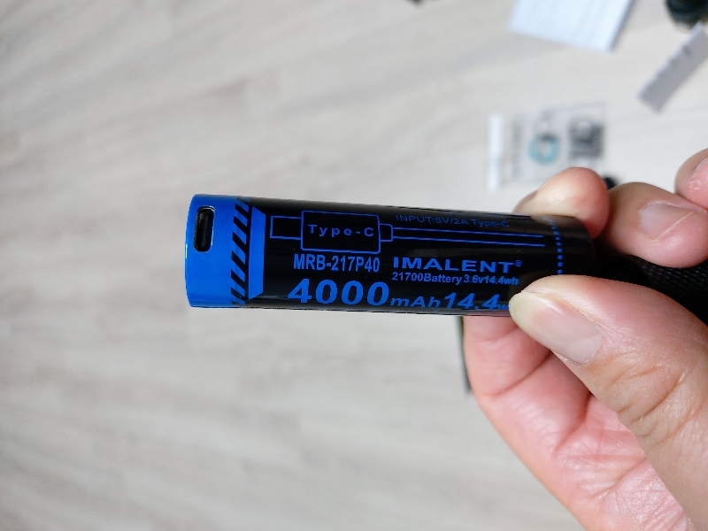 작지만 강력하네요