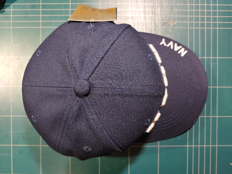 보내주신 라피드 도미넌스 해군 모자 잘 받았습니다.