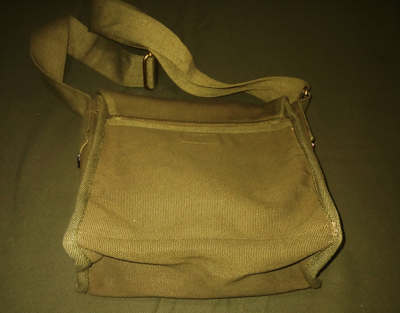 라피드 도미넌스소형메신저백