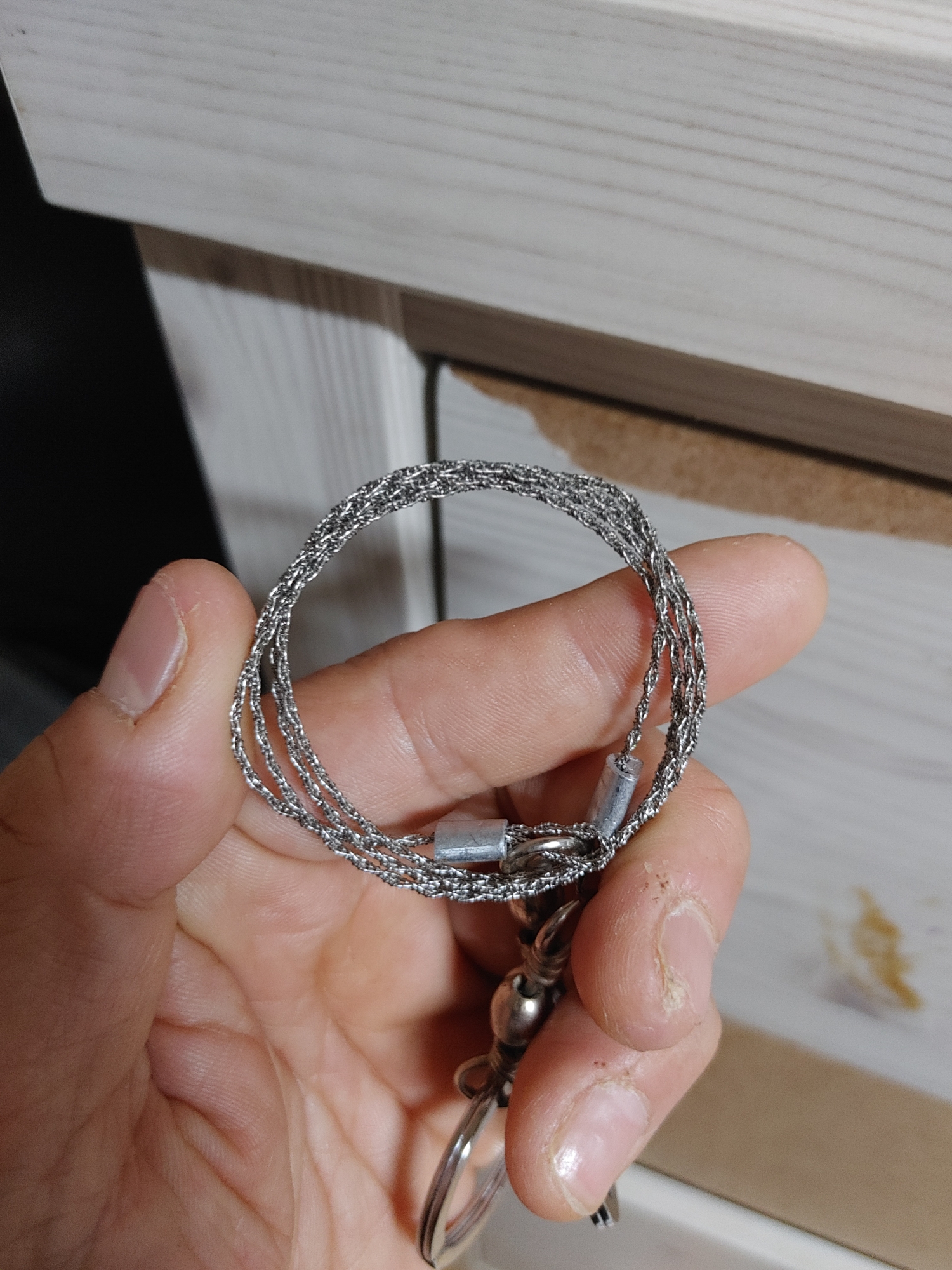 얇고 가볍고 휴대하기 진짜좋슴니다