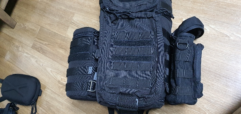 다목적 활용이 가능한 파우치