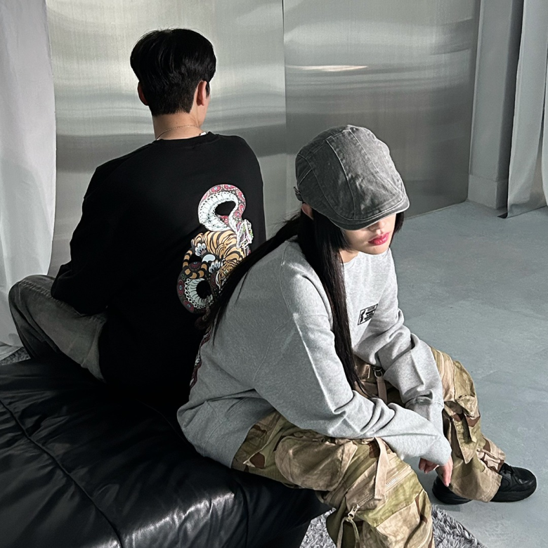 메이드한멋(MADE HANMUT) 메이드한멋 범사 맨투맨티셔츠