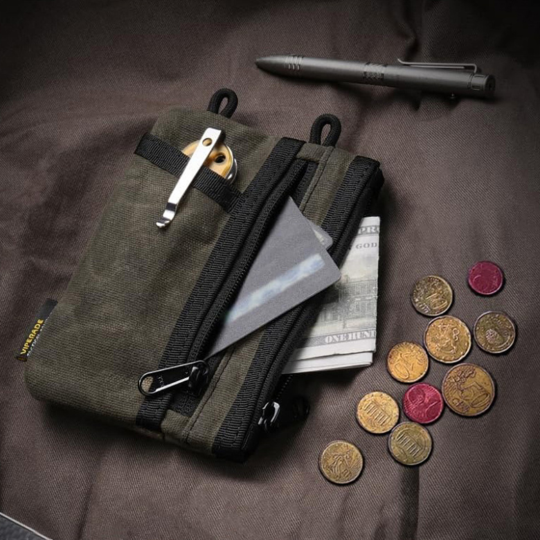 바이펄러드(VIPERADE) 바이펄러드 VE18N-OW 왁스 파우치 (카키)