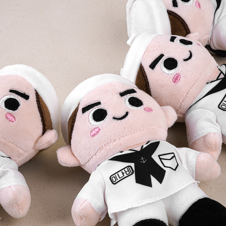 군화와고무신(gunhwawa gomusin) 군화와고무신 이나비 키링 KR001