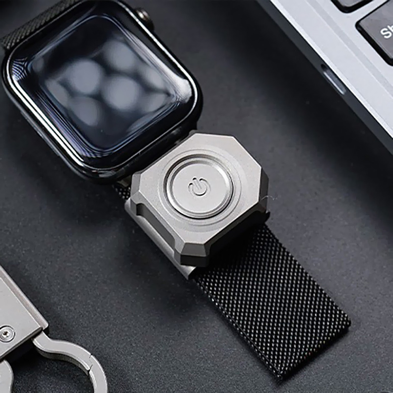 맥아미(MecArmy) 맥아미 300루멘 티타늄 와치밴드 랜턴 CPLU