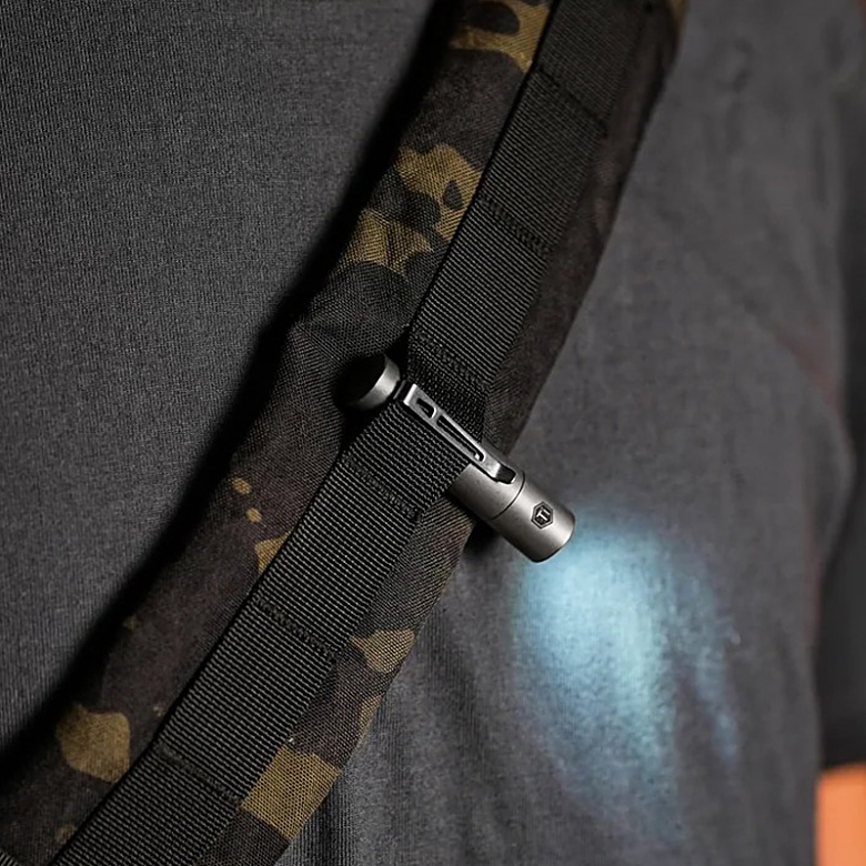 키유니티(KEY UNITY) 키유니티 티타늄 바디 KF04 120루멘 미니 LED라이트