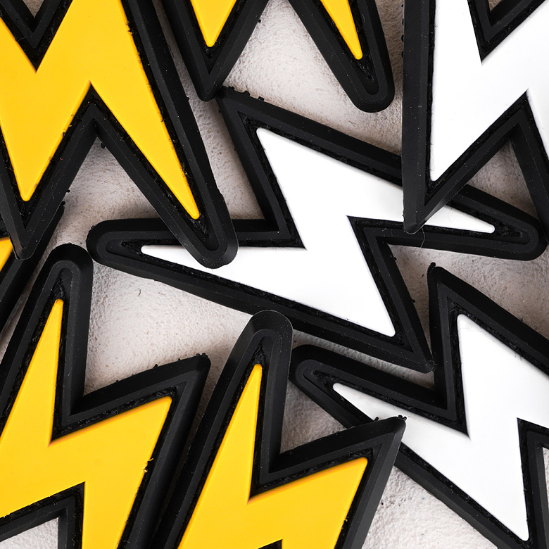 군화와고무신(gunhwawa gomusin) 군화와고무신 PVC 미니 번개 패치 DE014