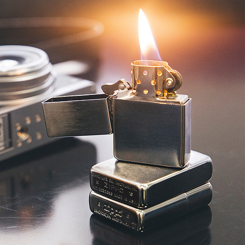 지포(Zippo) 지포 라이터 230.25 빈티지 크롬 (무광)
